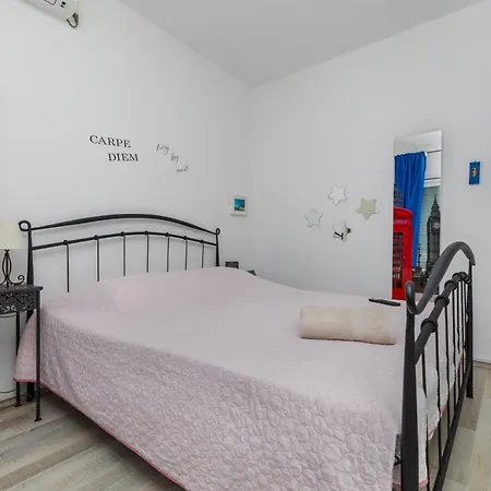 Apartman By The Sea Pisak, Omis - 652